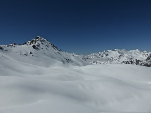 Taking a high line in Pays Desert, towards Ouille Noire