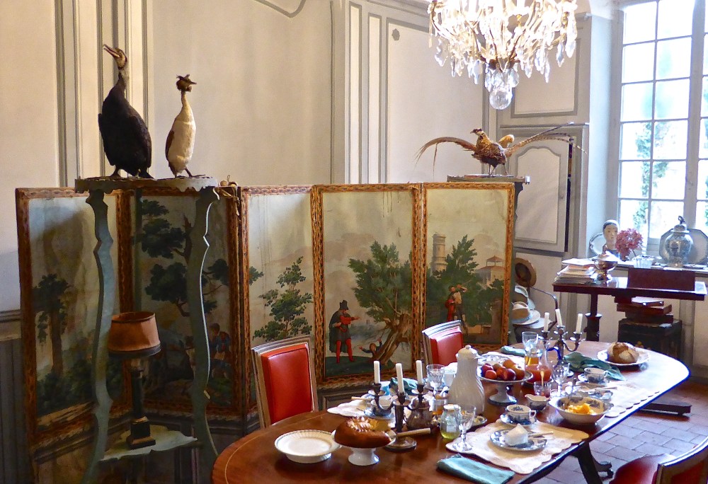 Breakfast at Tupinier