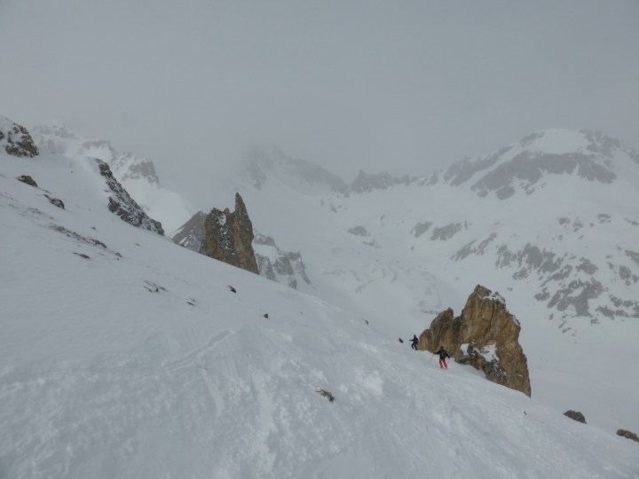 Skiing into the Chardonnet bowl