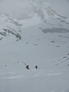 Skiing into the Chardonnet bowl