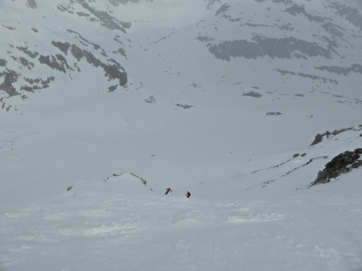 Skiing into the Chardonnet bowl