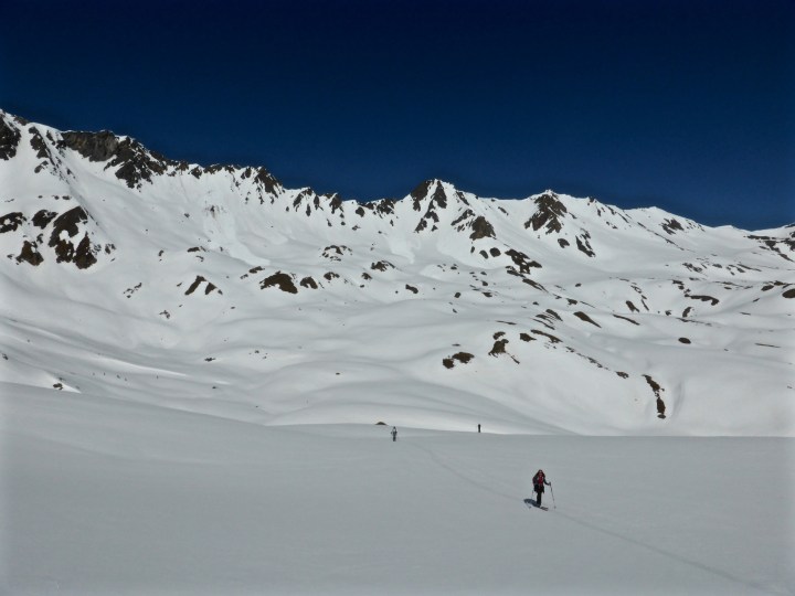 Skinning up towards Mont Roup