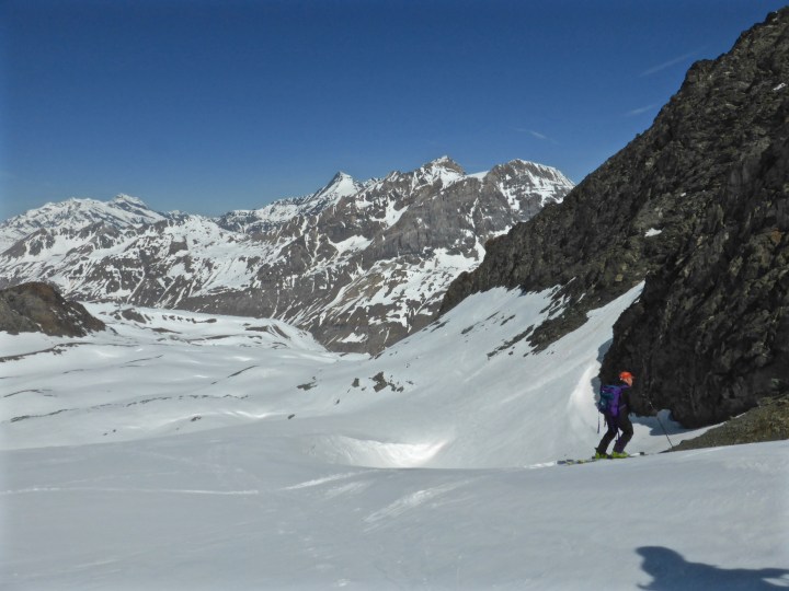 About to drop the corniche