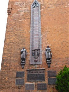 Buxtehude: war memorial on the Petrikirche, the church of St Peter