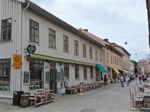 Haga's main street, Haga Nygatan: trendy boutiques and delis