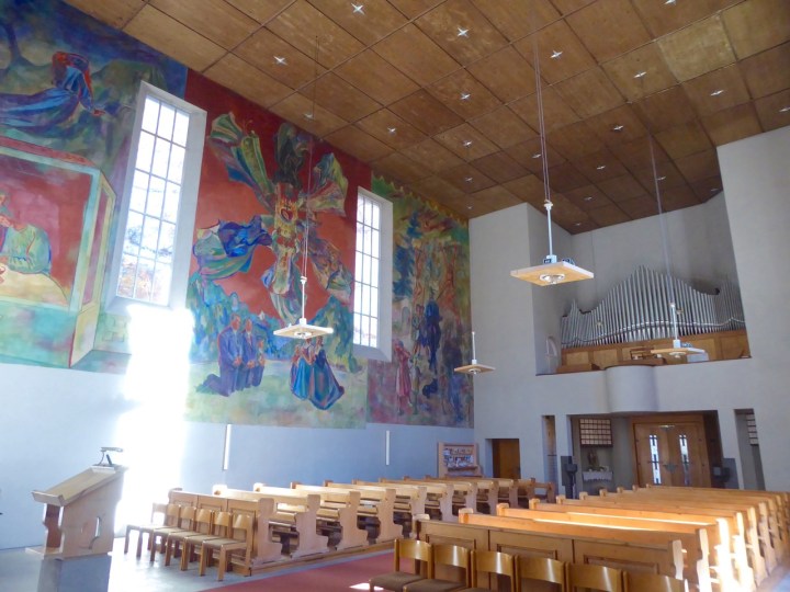 Theresien Kirche: Max Weiler's frescoes